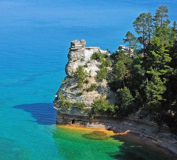 Pictured Rocks National Lakeshore