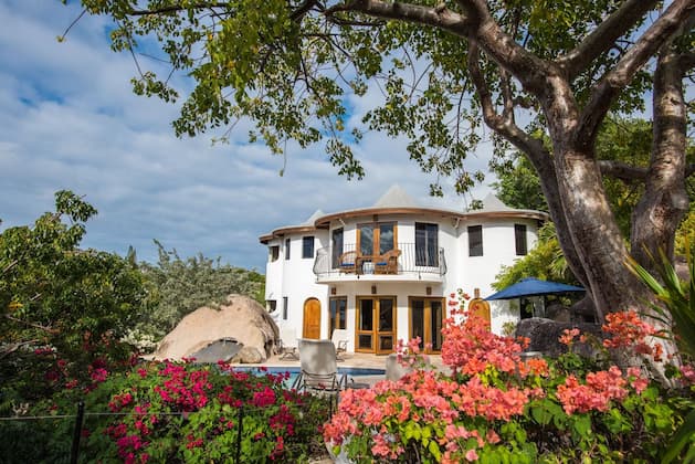 Luxury Virgin Gorda Beachfront Villa Steps to The Baths 