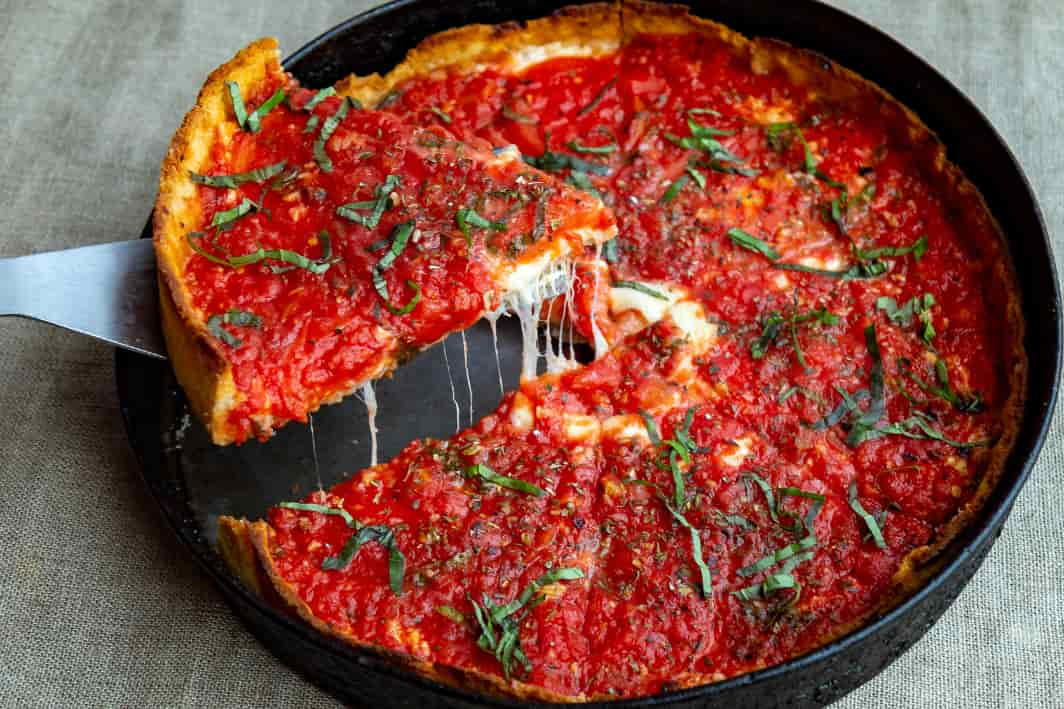 Lou Malnati’s or Giordano’s for Deep Dish Pizza 